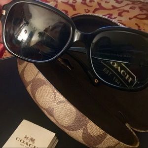 COACH SUNGLASSES